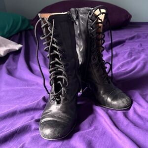 LaDuca Annie can can boots size 33